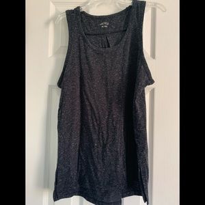 black workout tank top